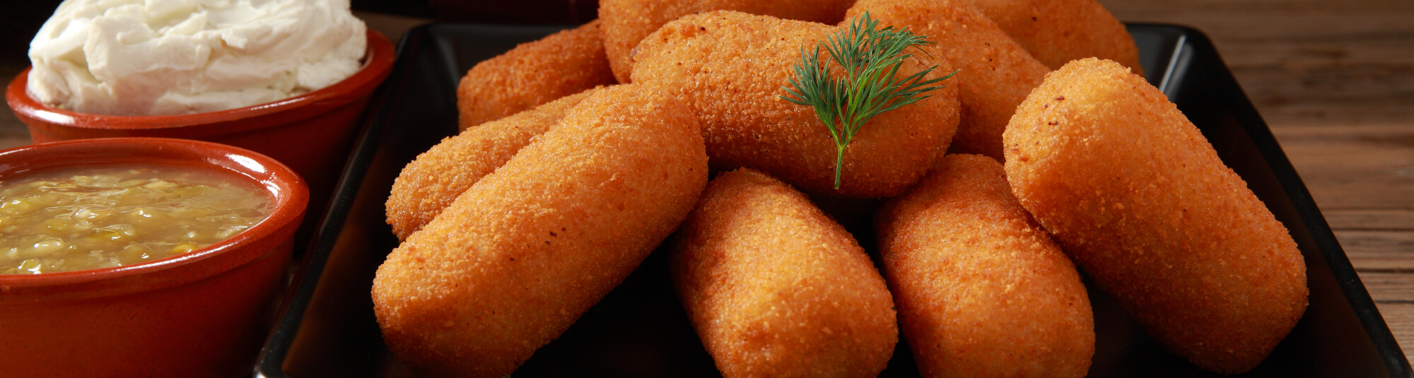 Croquetas de bacalao con salsa americana